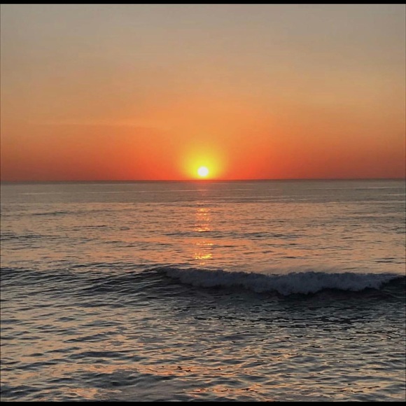 Meet your Posher, Jenni - Picture 1 of 1